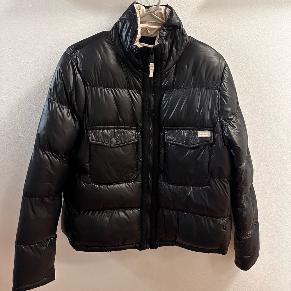 Black puffer jacket with sherpa inside